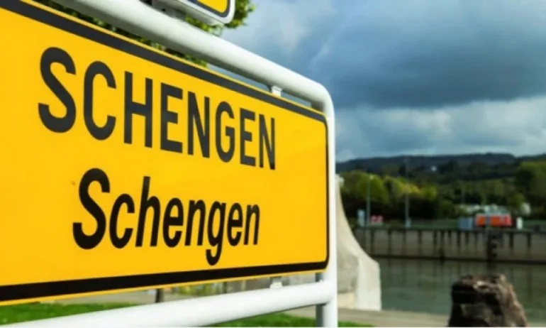 Главорезът живеел в Белгия без статут от 4г., а от нас „високи резултати“ за Шенген 