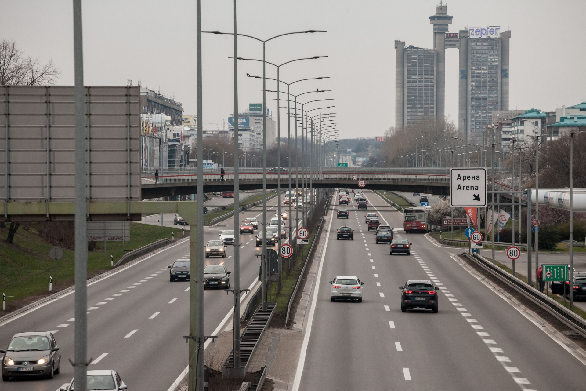 Китайски компании ще строят 300 км пътища в Сърбия, цената е...