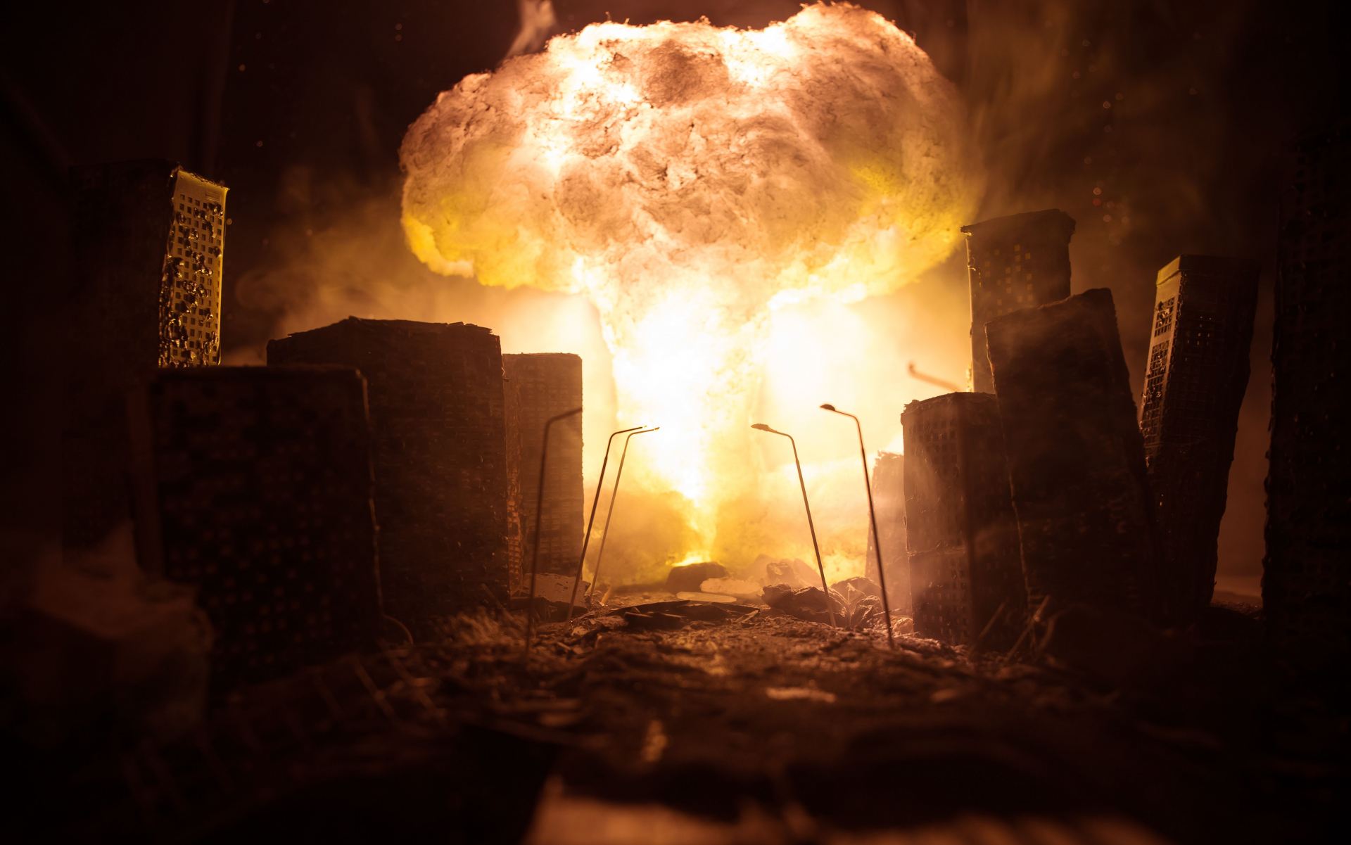 Дойде ли Апокалипсиса: САЩ тестваха новата атомна бомба B61-13