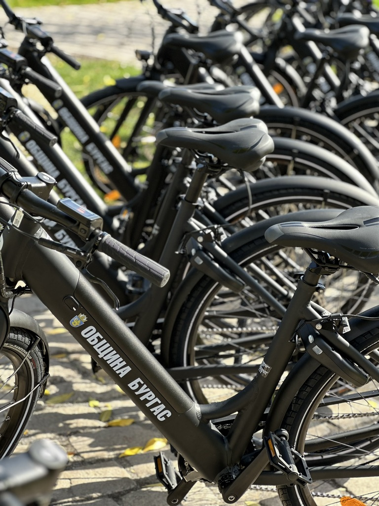 Цялостно решение от А1 предоставя електрически велосипеди под наем за гражданите на Бургас