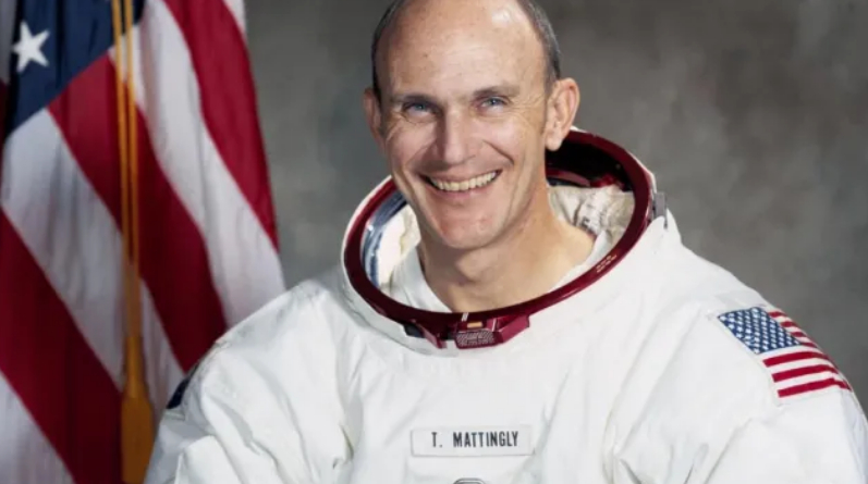 „Хюстън, имаме проблем“: Почина героят на „Аполо 13“