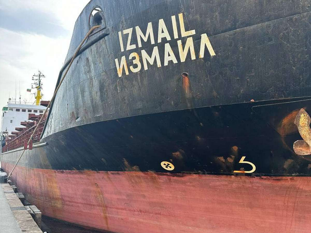 Извънредна вест за капитана на украинския кораб, обявил неподчинение в Бургас, за да не иде на фронта