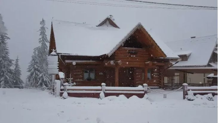 Румъния в снежен капан, обявиха кодове за опасност