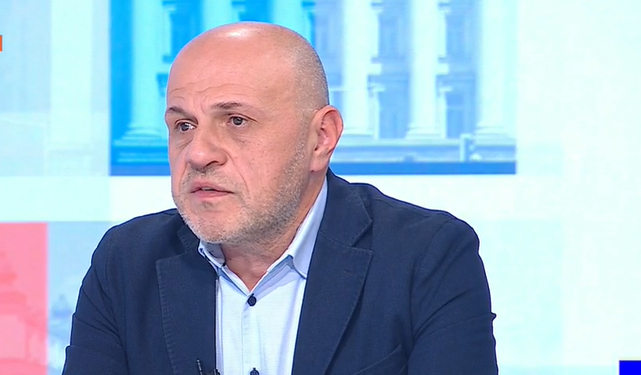 Томислав Дончев разкри защо Асен Василев ще е завинаги финансов министър 