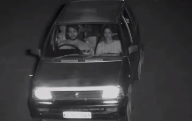 Пътна камера засне призрак зад шофьора на колата СНИМКА