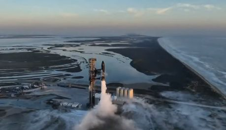 SpaceX изстреля най-мощната ракета в света Starship, но 10 минути по-късно... ВИДЕО