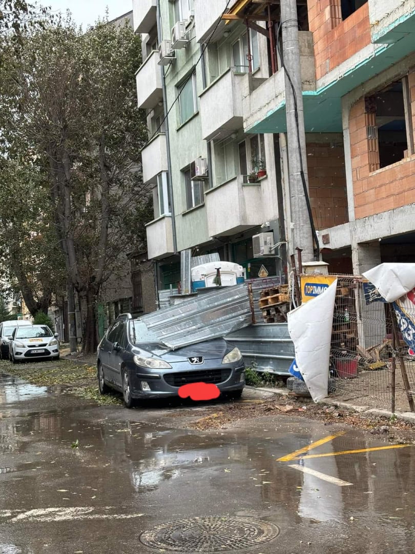 Извънредно от Варна! СНИМКИ показват как изглежда градът след апокалипсиса, кметът обяви... ВИДЕО