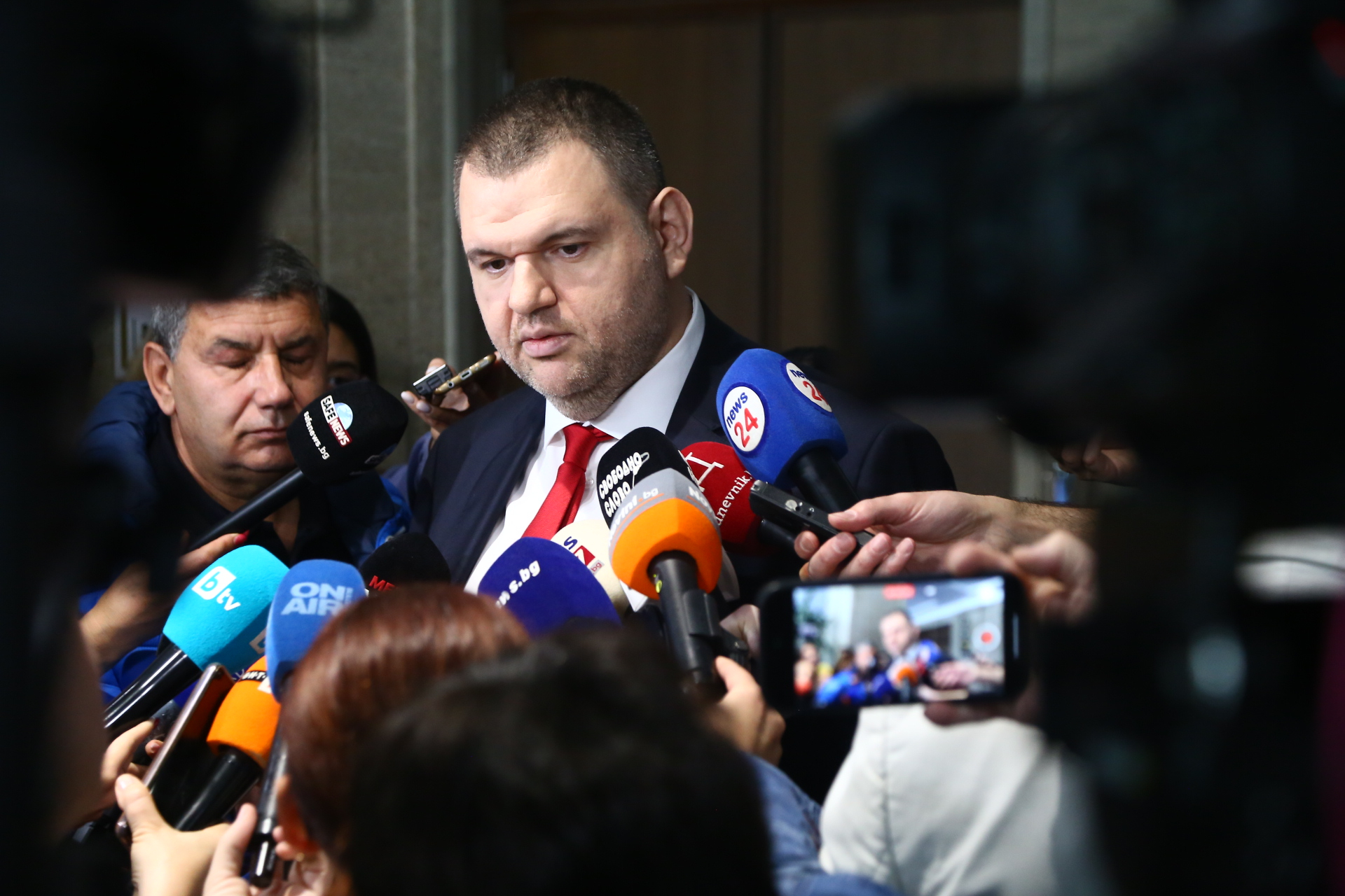 Многото (социологически) гласове на лъжата: Делян Пеевски е прав – изборите са най-точният измерител на рейтинга на политиците