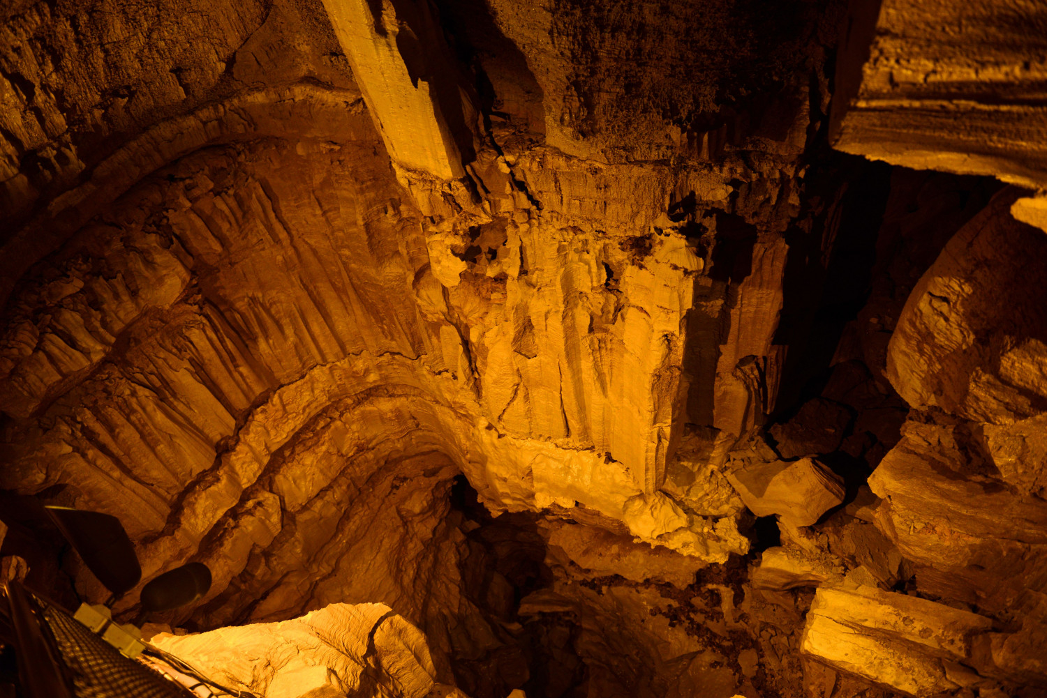 Тази пещера е най-дългата в света и не спира да расте