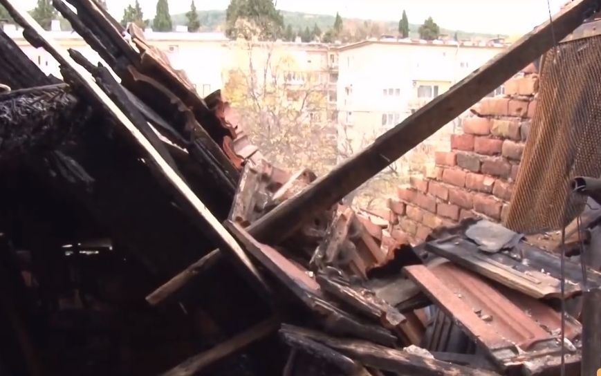 Пожар остави 24 семейства на улицата в Стара Загора ВИДЕО