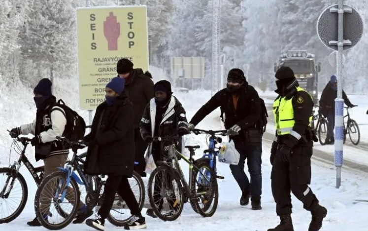 "Би Би Си": Русия примамва мигранти от своя граница за фронта в Украйна