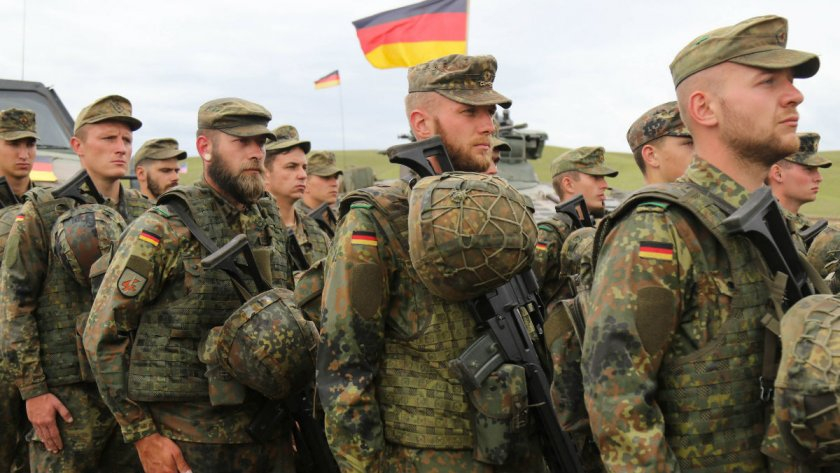 За пръв път след ВСВ: Германия разполага бойна бригада на граница с Русия