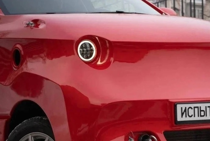 Новият руски електрически автомобил шокира със странния си дизайн СНИМКИ