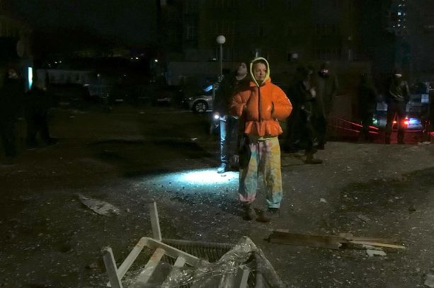 Фрагмент от дрон падна в къщата на прочута украинска актриса СНИМКИ 