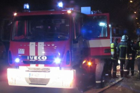 Извънредно в БЛИЦ! Инфарктна ситуация по тъмно в София, гъмжи от патрулки и пожарни