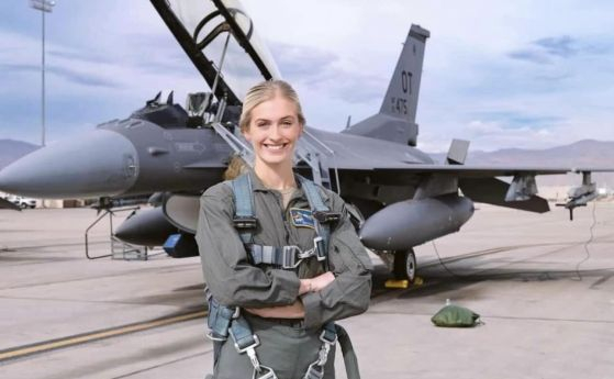 Офицер от ВВС е новата "Мис Америка"