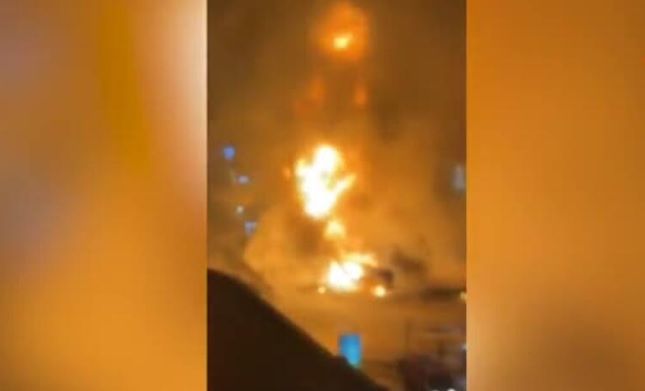Мощна експлозия: ВИДЕО запечата как избухна камион, превозващ 60 тона газ