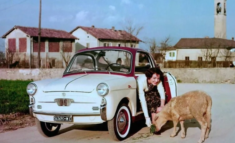 Как Fiat и Pirelli създадоха нова марка автомобили СНИМКИ