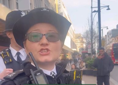 Българска полицайка в Лондон зaбърка страшен скандал, изложи ни яката ВИДЕО 
