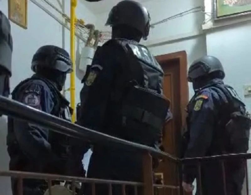 Гранична полиция с мощен удар по трафика на мигранти през България