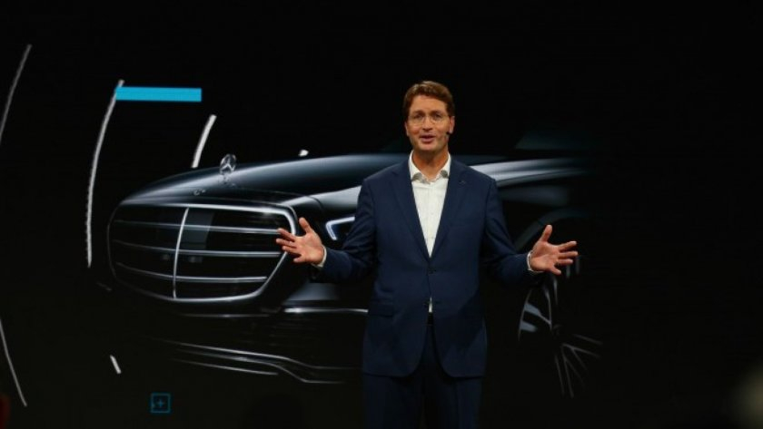 Mercedes се произнесе: Ще спасяват ли ДВГ и какво ще се случи с електромобилите