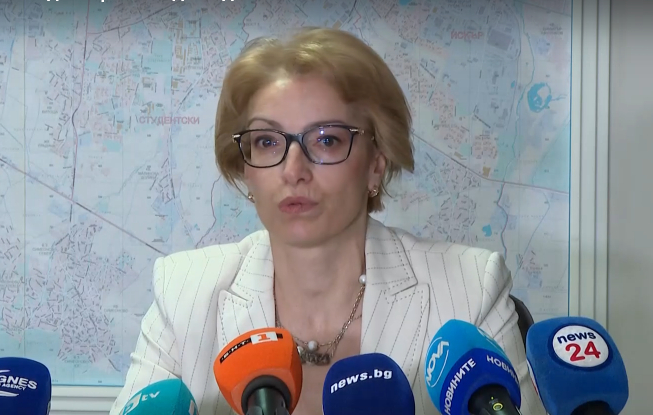 Вяра Тодева се оправда за новия скандал в СОС, а оставката й...