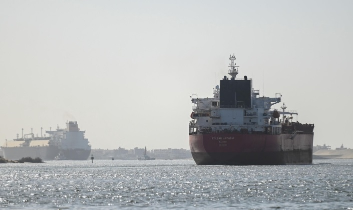 Товарен кораб, пътуващ за Варна, е бил атакуван край Йемен
