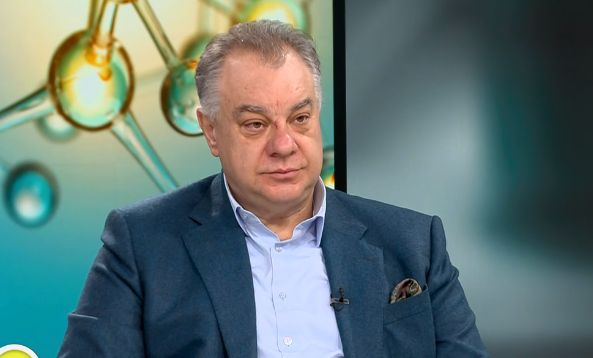 Д-р Мирослав Ненков побесня: На достоен лекар не му е работа да...