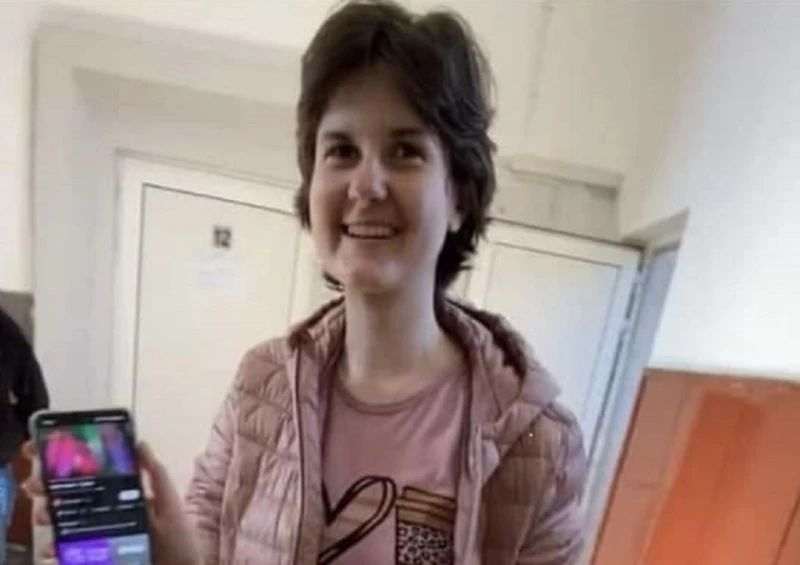 Родителите на изчезналата 17-г. Ивана от Дупница разкриха, че момичето е... ВИДЕО
