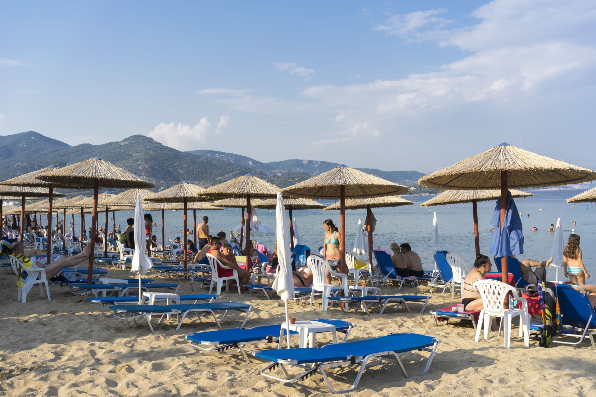 Кеф за плажуващите в любимата ни Гърция, закон ще спира...