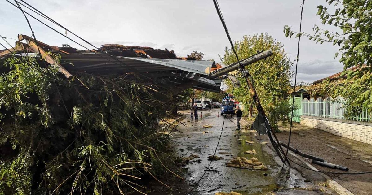 Библейско бедствие покри България, на места може да е много опасно 