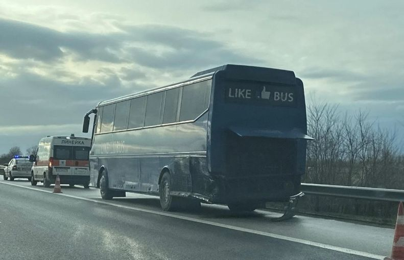 Извънредно: Катастрофа с автобус на АМ "Тракия" СНИМКИ