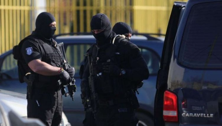 Мощен удар на полиция и митничари в Бургас, откриха...