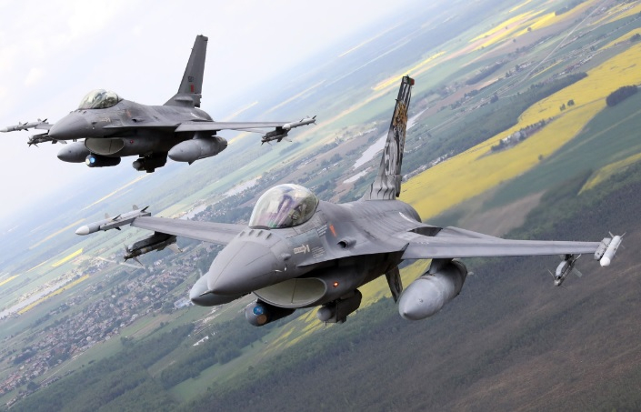 Кулеба каза кога изтребителите F-16 ще се появят в Украйна