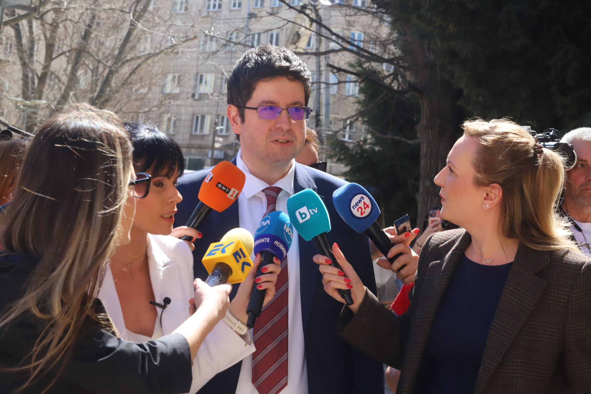 Интригата на „Дондуков“ 2 се заплита! Още един кандидат за служебен премиер проговори