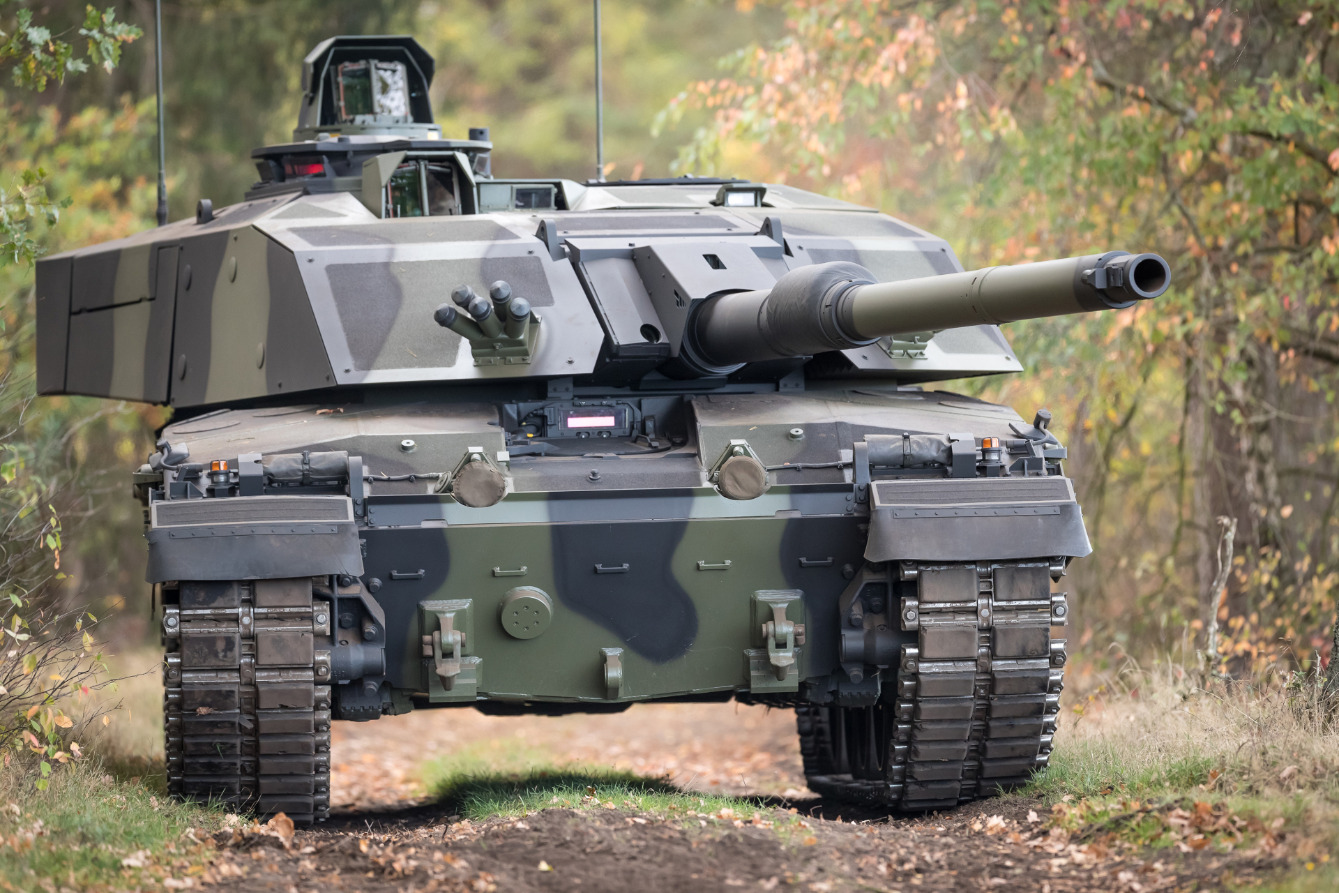 Forbes съобщи за голям провал на британския танк Challenger 2 в Украйна 