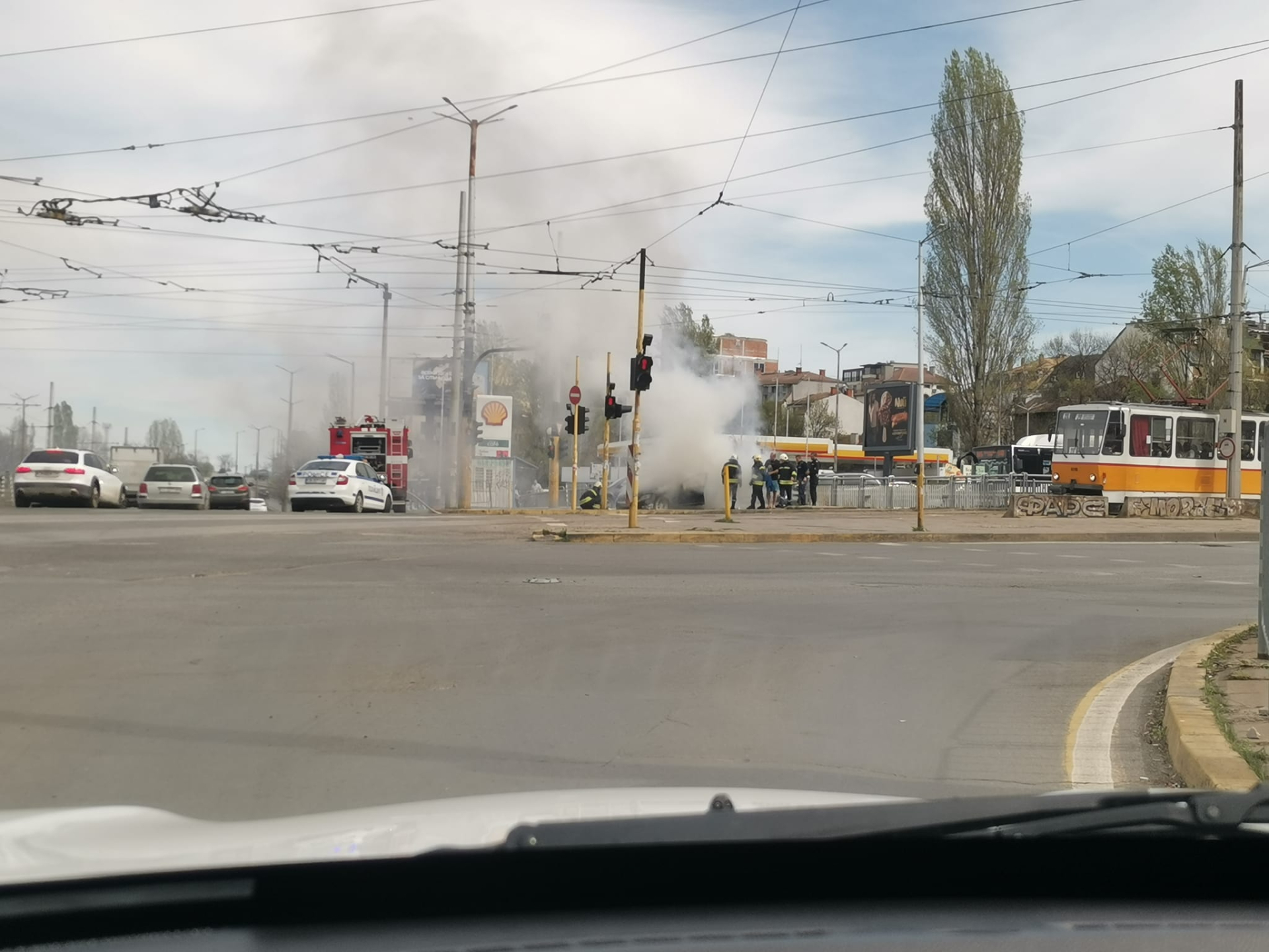 Инфарктна ситуация в София! Вдигна се пушилка до небесата СНИМКИ