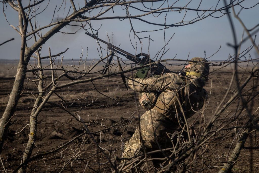 NYT гърми с новина за най-новата тактика за щурм на окопите на войната в Украйна, а отговорът е...
