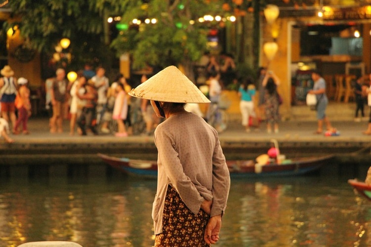 Важно: Пътуващите до Виетнам трябва да знаят това - строги забрани ви тикат директно зад решетките СНИМКИ