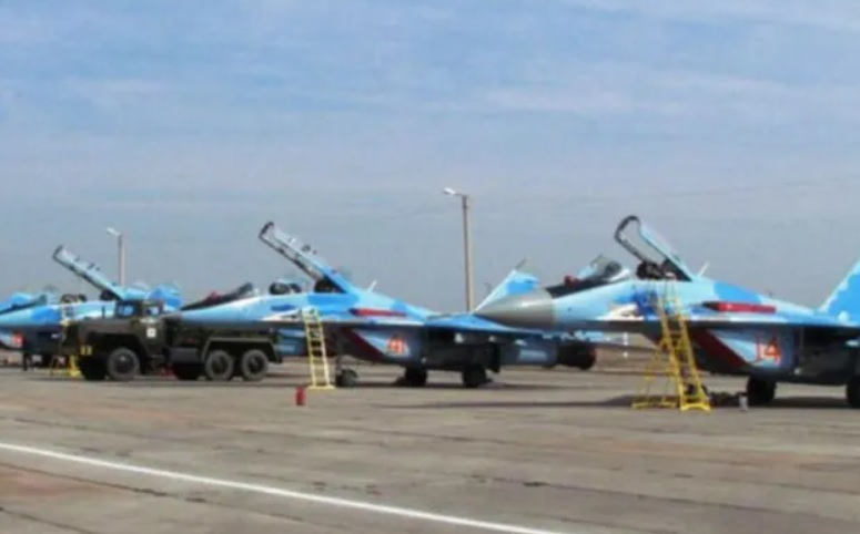 САЩ закупиха 81 бойни самолета от съветската епоха от Казахстан