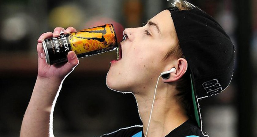 Защо енергийните напитки са опасни за децата