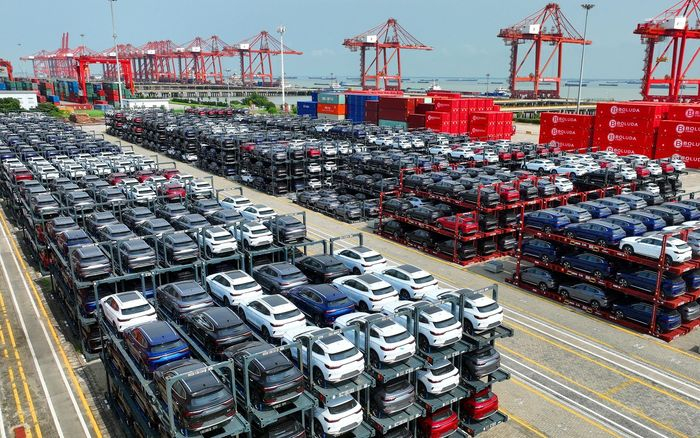 Китай готви чудовищен удар по ЕС заради колите 
