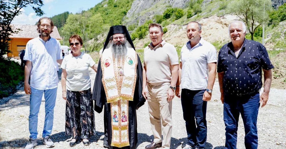 Мелнишкият епископ Герасим извърши водосвет за нов храм