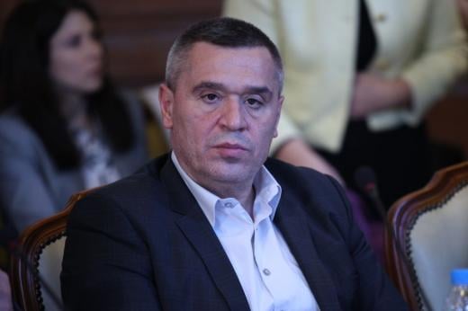 Министър Тахов настоява лимитът по "украинската помощ” да бъде махнат или увеличен