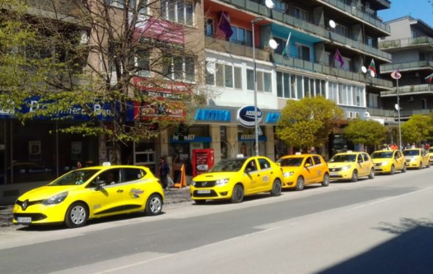 Кметът угоди на бакшишите, тарифите във Велико Търново скачат