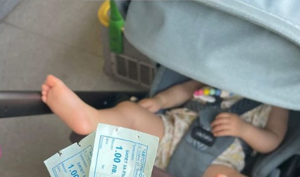 Актриса с бебе се качи в автобус в Пловдив и се шокира на секундата СНИМКА