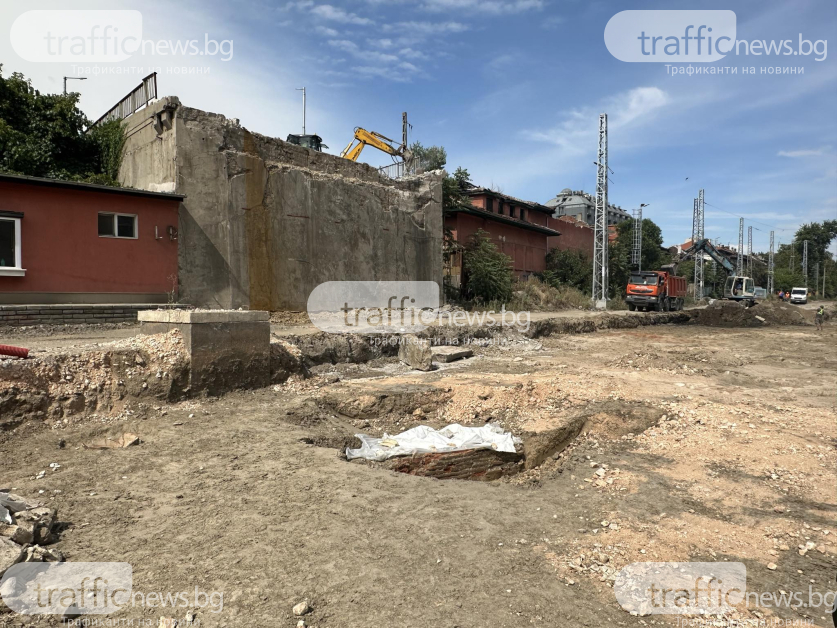 Нещо уникално изникна под стария Бетонен мост в Пловдив СНИМКИ 