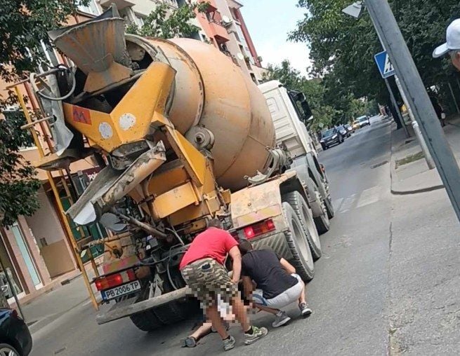 Шокираща версия за ужаса с бетоновоз в Пловдив! Пострадалият сам се е... СНИМКА