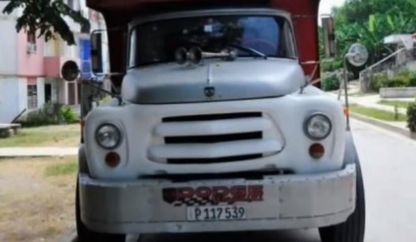 Показаха как впечатляващо тунинговат съветските камиони ЗИЛ в Куба ВИДЕО