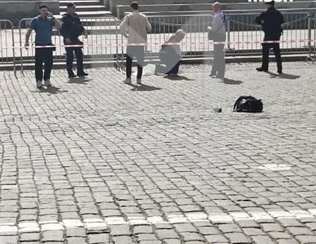 Руски учен-военен разработчик се самозапали на Червения площад в Москва